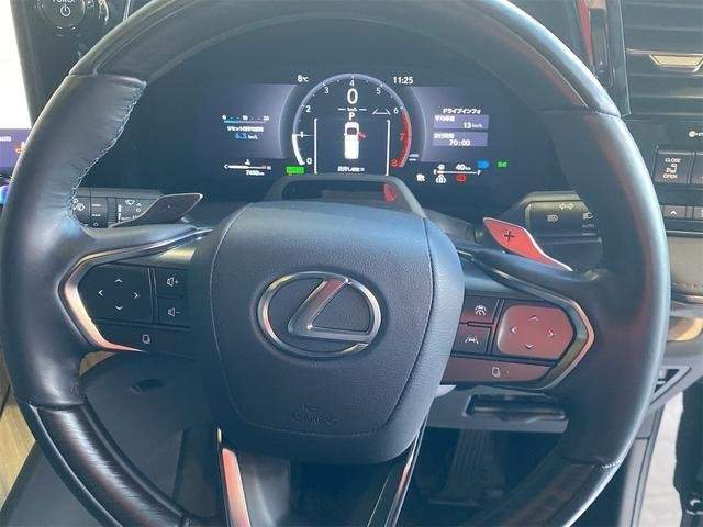 Ref:AUX-21056635 LEXUS LM 2024 - Image 16