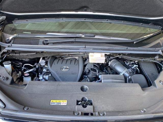 Ref:AUX-21056635 LEXUS LM 2024 - Image 17