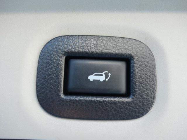 Ref:AUX-21061589 NISSAN X-TRAIL 2018 - Image 16