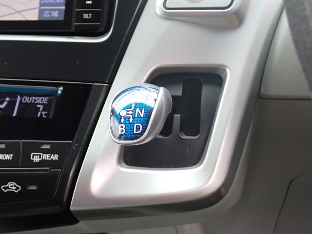 Ref:AUX-21066123 TOYOTA PRIUS ALPHA 2013 - Image 16