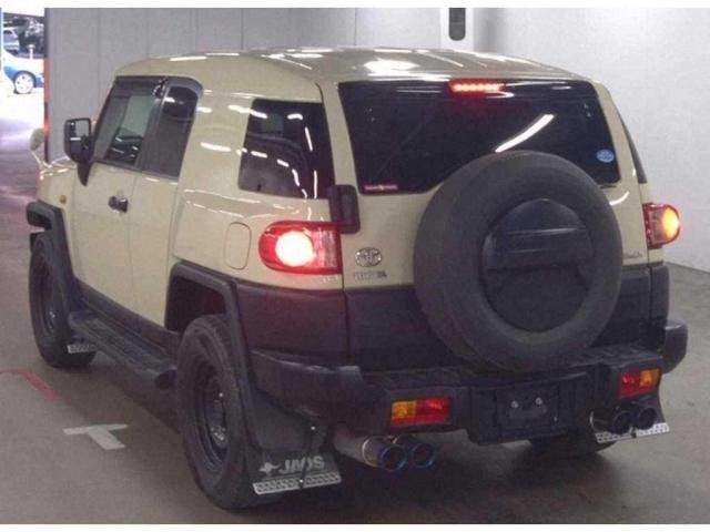 Ref:AUX-21066132 TOYOTA FJ CRUISER 2017 - Image 2