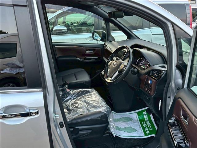 Ref:AUX-21090494 TOYOTA ESQUIRE 2020 - Image 15