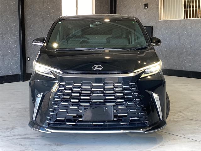 Ref:AUX-21090796 LEXUS LM 2024 - Image 2