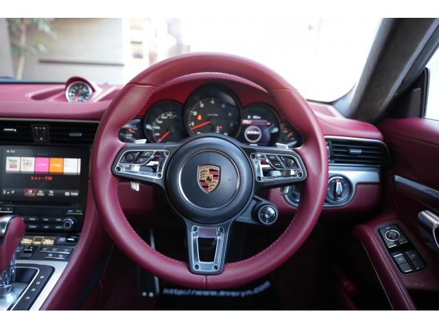 Ref:AUX-21100804 PORSCHE 911 2018 - Image 14