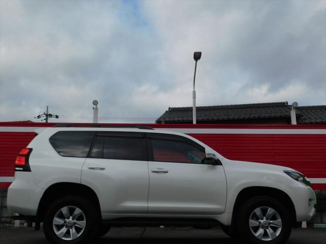 Ref:AUX-21114816 TOYOTA LAND CRUISER PRADO 2023 - Image 4