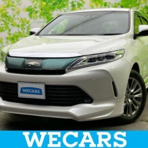 2019 Toyota Harrier pearl gasoline used car Japan export
