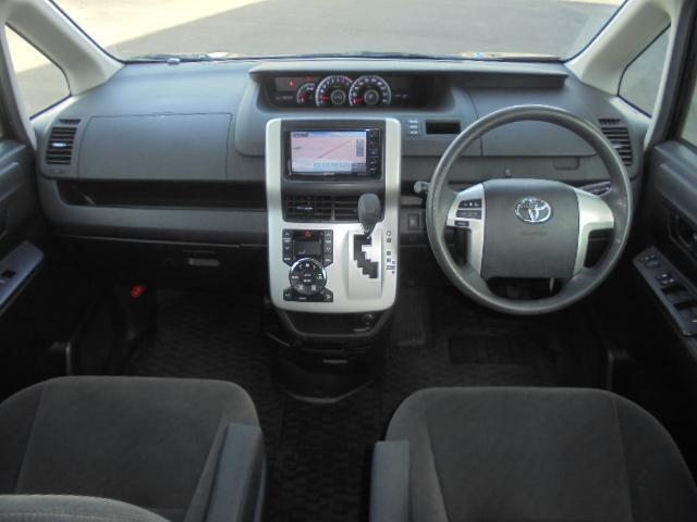 Ref:AUX-21133208 TOYOTA VOXY 2010 - Image 12
