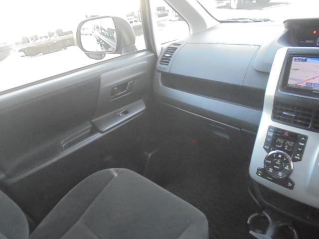 Ref:AUX-21133208 TOYOTA VOXY 2010 - Image 17