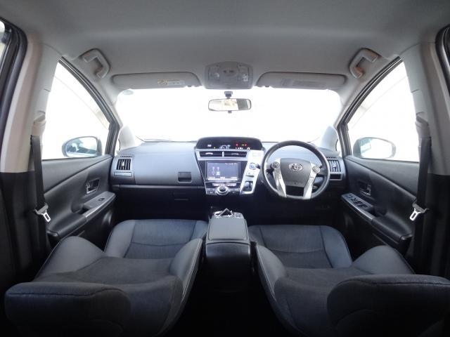 Ref:AUX-21183748 TOYOTA PRIUS ALPHA 2014 - Image 3