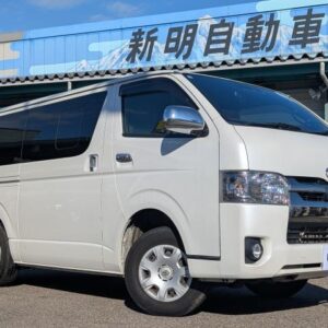 2018 Toyota Regius Ace Van pearl diesel used car Japan export
