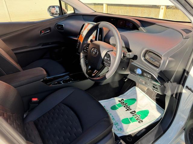 Ref:AUX-21196098 TOYOTA PRIUS PHV 2018 - Image 8