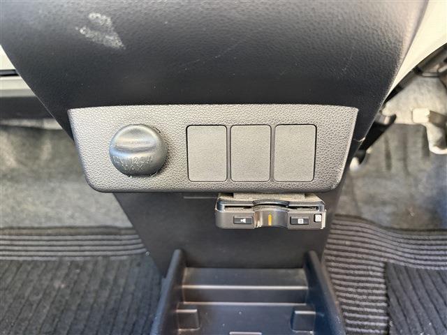 Ref:AUX-21205905 DAIHATSU MIRA E:S 2019 - Image 19