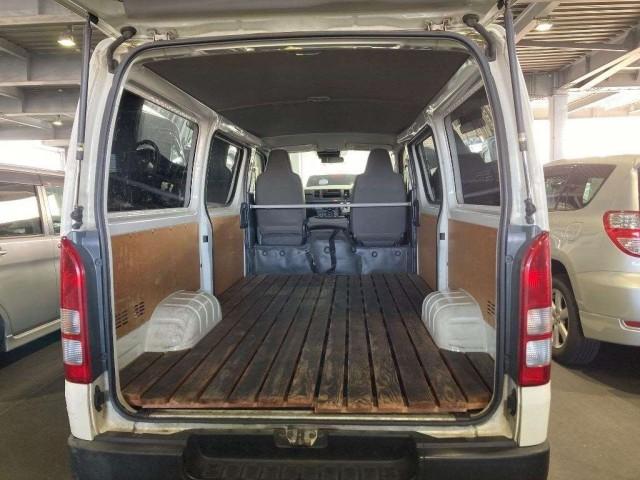 Ref:AUX-21223344 TOYOTA HIACE VAN 2018 - Image 3