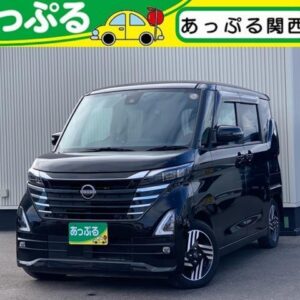 2024 Nissan Roox black hybrid used car Japan export