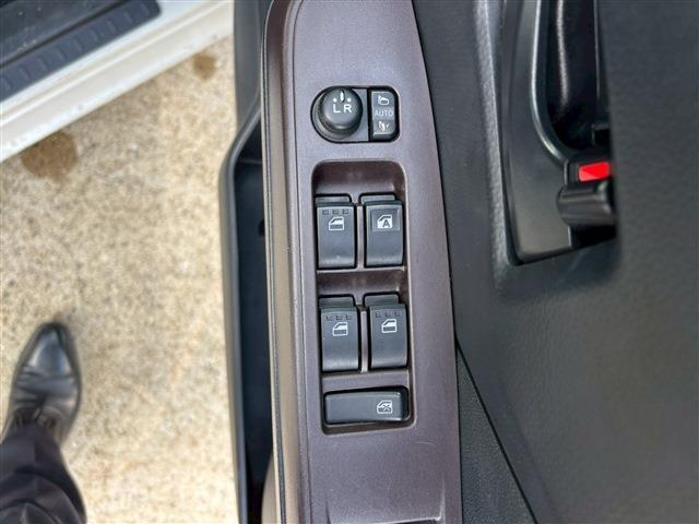 Ref:AUX-21241228 TOYOTA ROOMY 2020 - Image 15