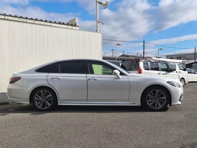 Ref:AUX-21242249 TOYOTA CROWN 2021 4 Ref:AUX-21242249 TOYOTA CROWN 2021 - Image 4