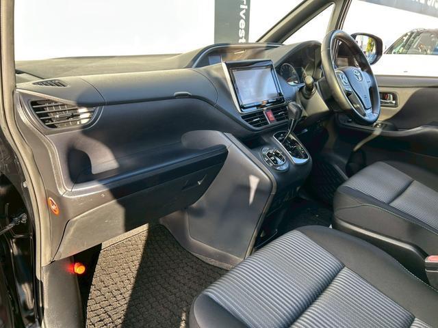 Ref:AUX-21253504 TOYOTA VOXY 2015 - Image 11