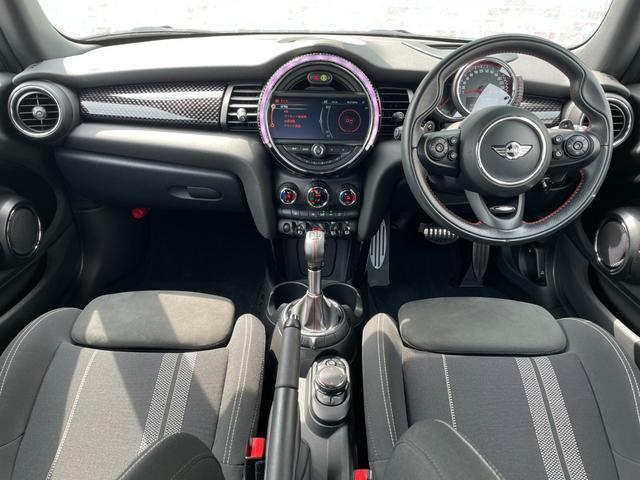 Ref:AUX-21267033 MINI MINI 2016 2 Ref:AUX-21267033 MINI MINI 2016 - Image 2