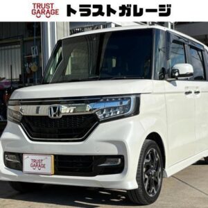 2018 Honda N-Box white gasoline used car Japan export