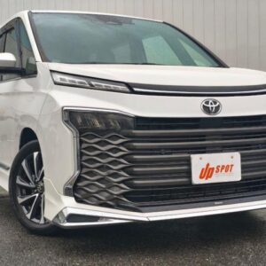 2023 Toyota Voxy pearl gasoline used car Japan export