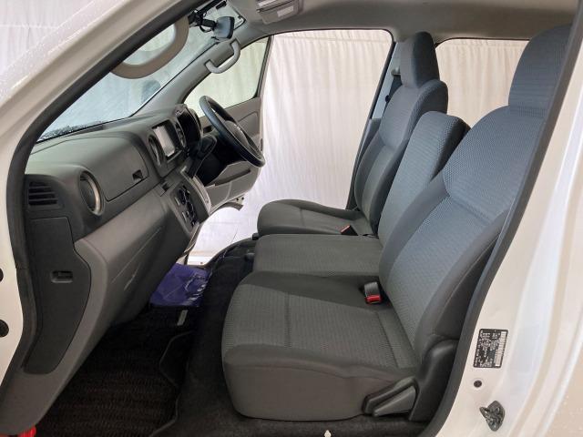 Ref:AUX-21312022 NISSAN NV350CARAVAN VAN 2020 - Image 11