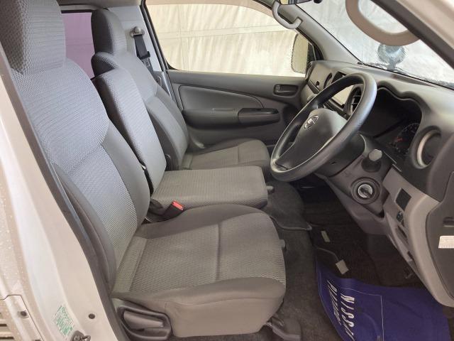 Ref:AUX-21312022 NISSAN NV350CARAVAN VAN 2020 - Image 10