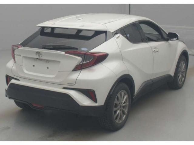 Ref:AUX-21312028 TOYOTA C-HR 2018 - Image 5
