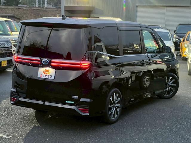 Ref:AUX-21319809 TOYOTA VOXY 2023 - Image 3