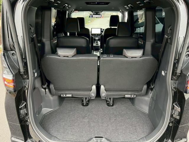 Ref:AUX-21319809 TOYOTA VOXY 2023 - Image 9