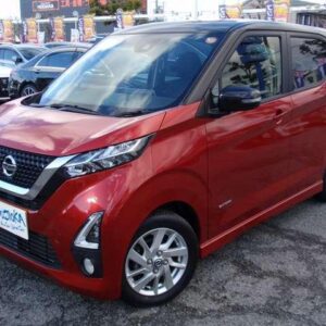 2020 Nissan Dayz red hybrid used car Japan export