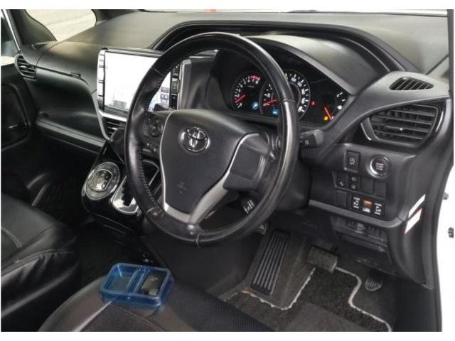 Ref:AUX-21344546 TOYOTA NOAH 2018 - Image 3