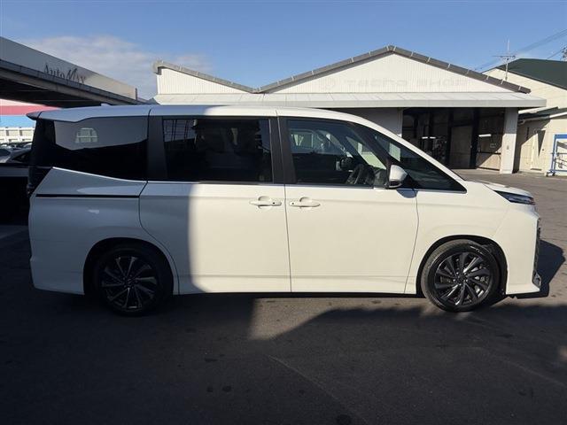 Ref:AUX-21348823 TOYOTA VOXY 2025 - Image 4