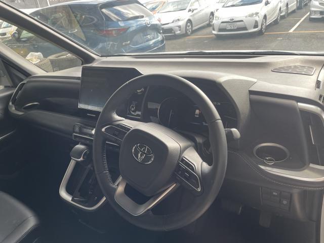 Ref:AUX-21360894 TOYOTA NOAH 2023 - Image 3