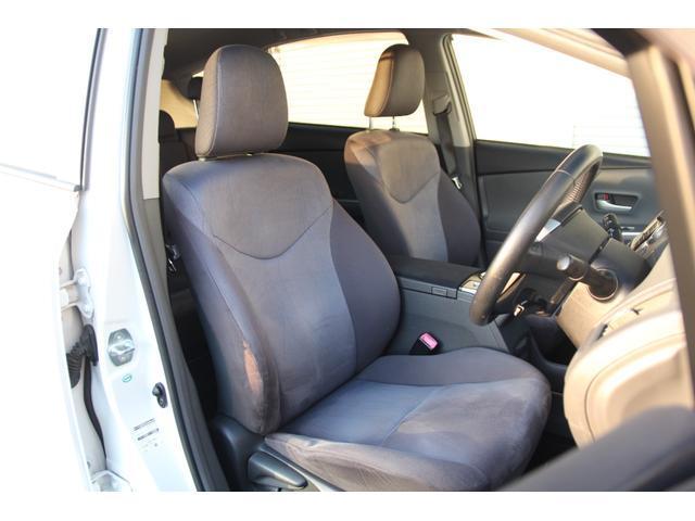 Ref:AUX-21377332 TOYOTA PRIUS ALPHA 2012 - Image 16