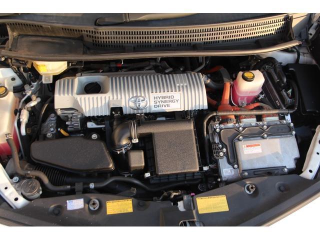 Ref:AUX-21377332 TOYOTA PRIUS ALPHA 2012 - Image 20