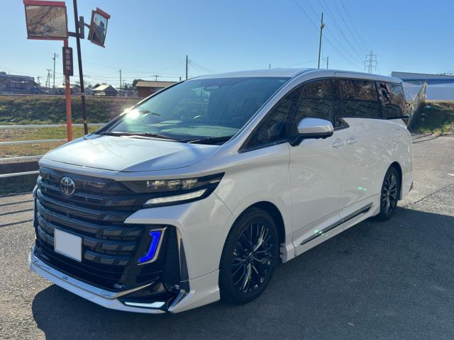 Ref:AUX-21469832 TOYOTA VELLFIRE HYBRID 2023 - Image 2
