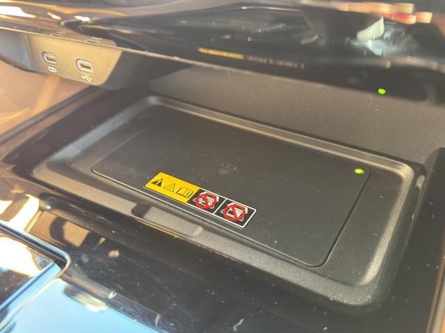 Ref:AUX-21469832 TOYOTA VELLFIRE HYBRID 2023 - Image 13