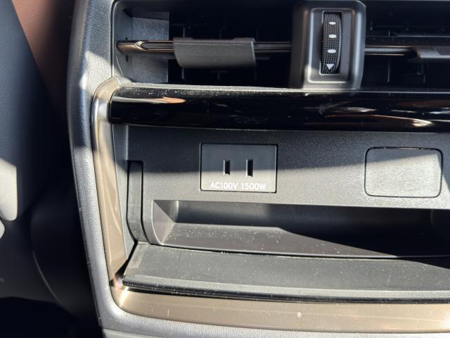 Ref:AUX-21469832 TOYOTA VELLFIRE HYBRID 2023 - Image 16