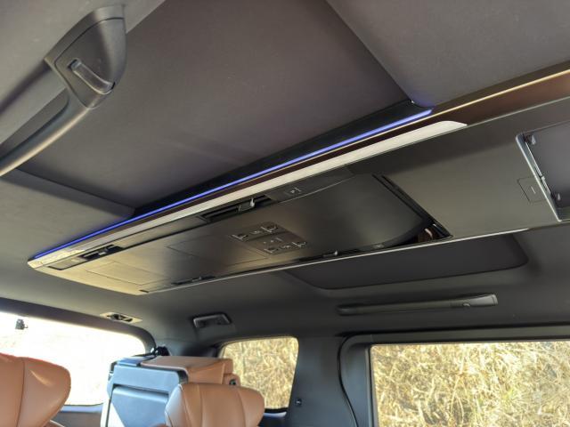 Ref:AUX-21469832 TOYOTA VELLFIRE HYBRID 2023 - Image 20