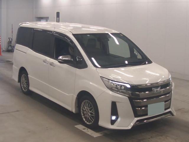 Ref:AUX-21498923 TOYOTA NOAH 2021