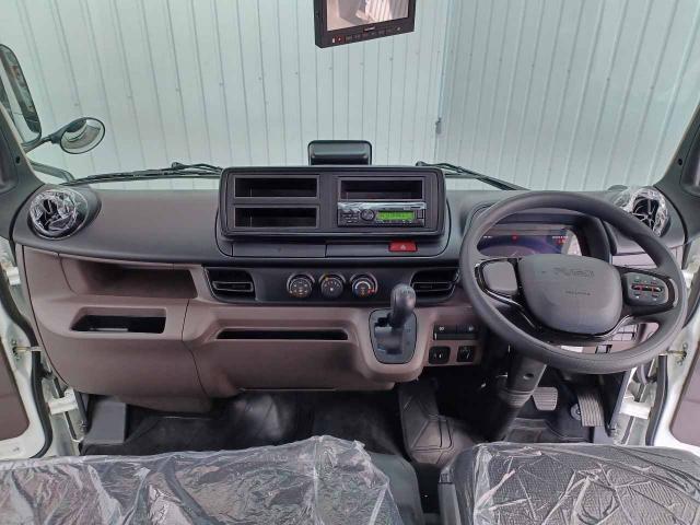 Ref:AUX-21510205 MITSUBISHI FUSO CANTER 2024 - Image 11