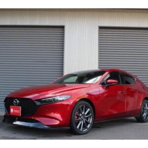 2019 Mazda Mazda3 Fastback red diesel used car Japan export