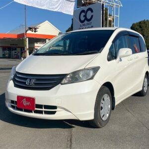 2008 Honda Freed pearl gasoline used car Japan export