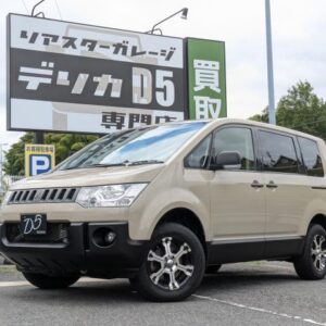 2016 Mitsubishi Delica D:5 tea diesel used car Japan export