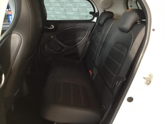 Ref:AUX-21552833 MCC SMART SMART FOR FOUR 2019 - Image 13