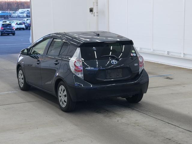 Ref:AUX-21584610 TOYOTA AQUA 2013 - Image 2