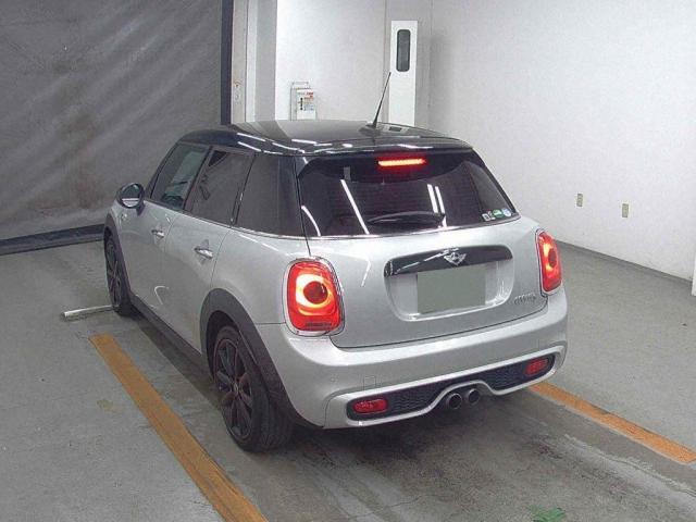 Ref:AUX-21602647 MINI MINI 2018 - Image 2