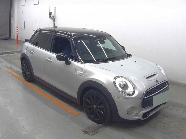 Ref:AUX-21602647 MINI MINI 2018