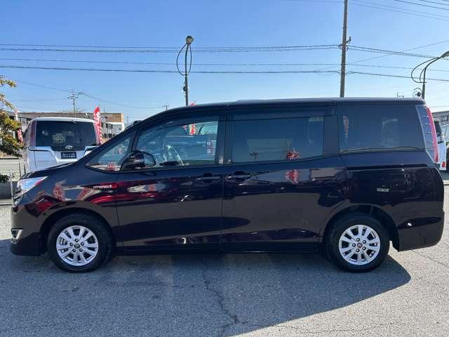 Ref:AUX-21655717 TOYOTA NOAH 2018 11 Ref:AUX-21655717 TOYOTA NOAH 2018 - Image 11