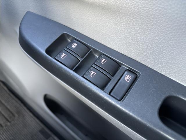 Ref:AUX-21673289 DAIHATSU MIRA E:S 2013 - Image 12